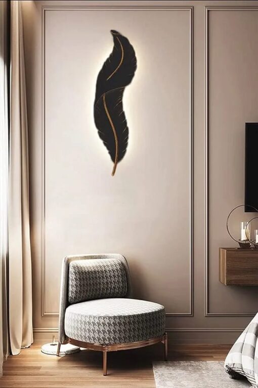 Black Feather Wall Lamp