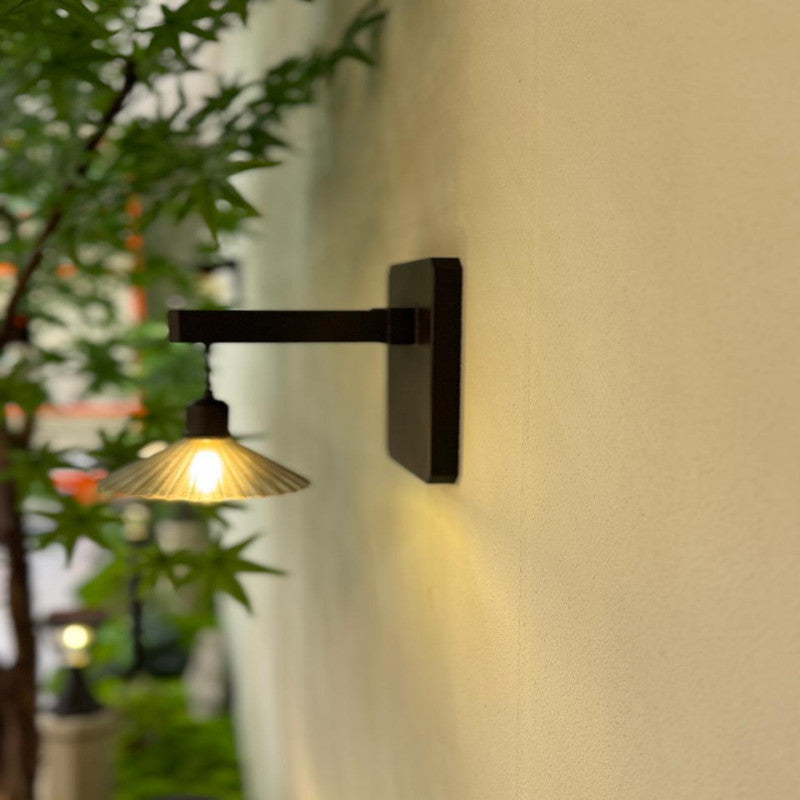 Solar Amber Twist Wall Light