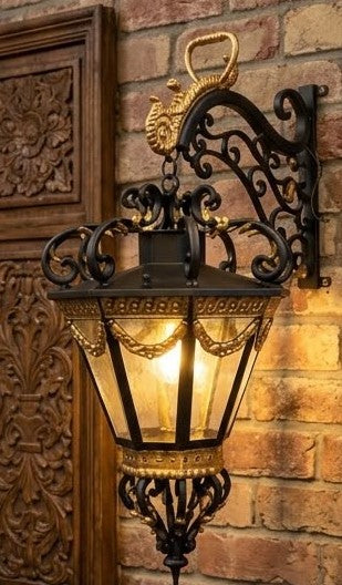 Royal Vintage Exterior Wall Light